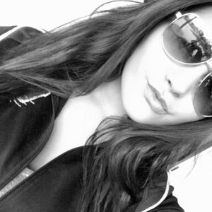 Meet your Posher, Makinah