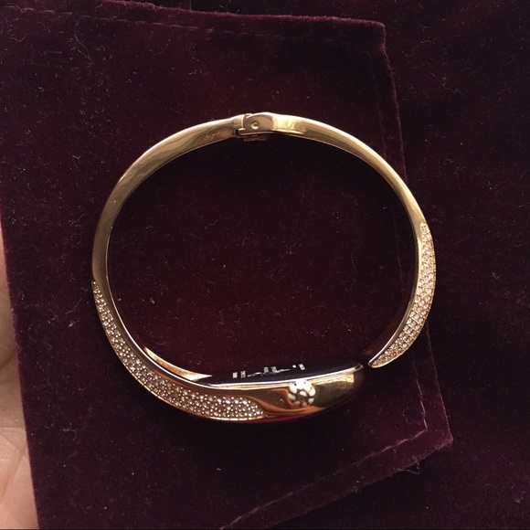 🚫[SOLD]🚫 Swarovski crystal bracelet watch  Titan - Picture 3 of 4