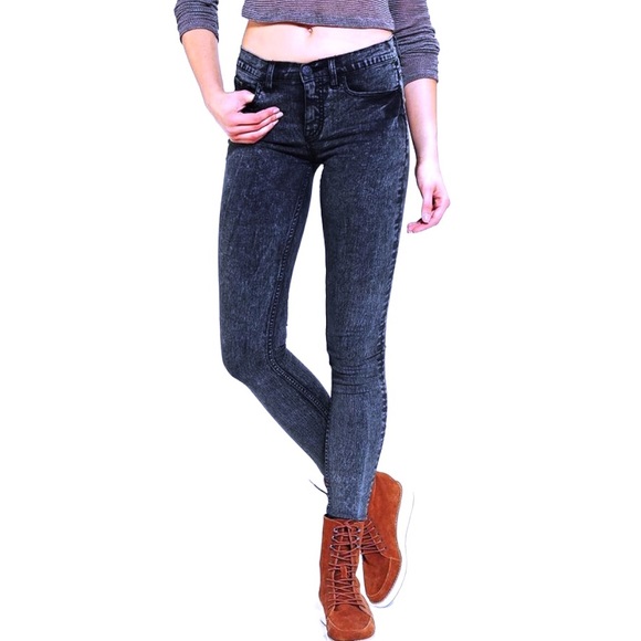BDG Denim - BDG Ankle Cigarette Skinny Acid Wash Jeans