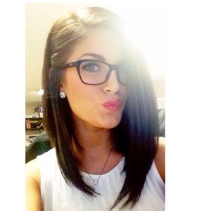 Meet your Posher, Veronica