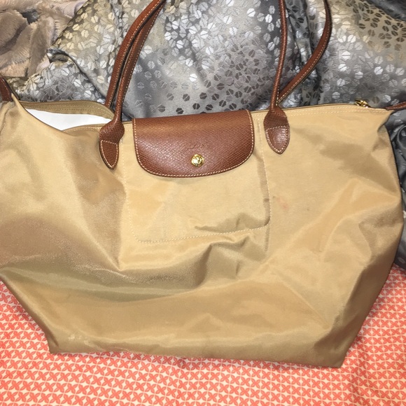 Used Longchamp Le Pliage tote in tan