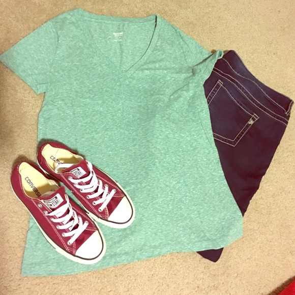 NWOT Comfy boyfriend tee 😊