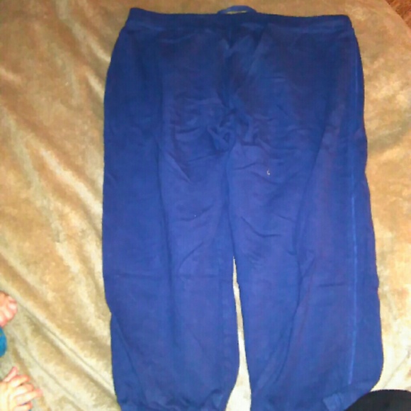 Lounge capris - Picture 2 of 2