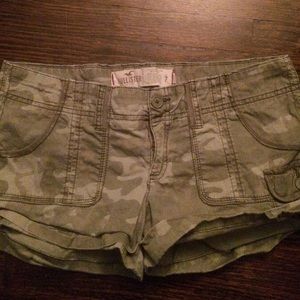 Hollister shorts 😍😍