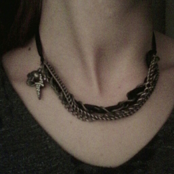 Punk chain/ribbon necklace