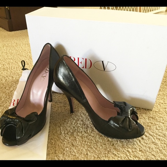 Black RED Valentinos