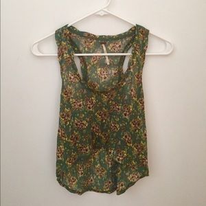 ⭐️ SALE ⭐️ Free People Floral Crop Top