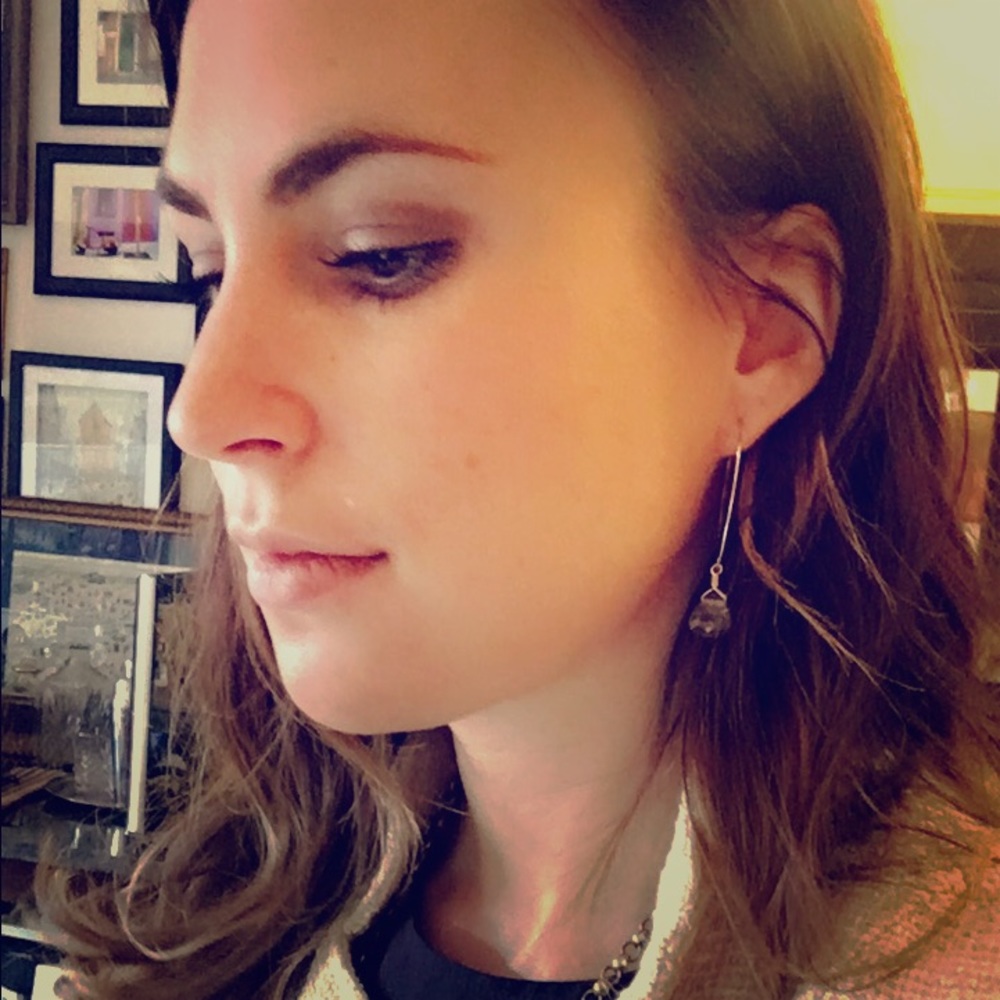 Meet your Posher, Clea
