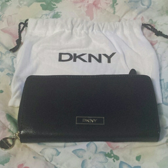 Wallet - Picture 2 of 4