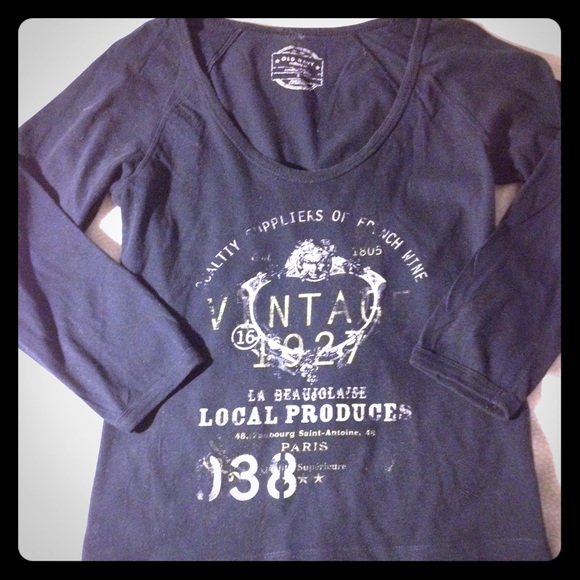 Beautiful "vintage wine" screen print tee navy S