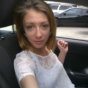 Meet your Posher, Chloe