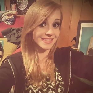 Meet your Posher, Candace