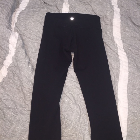 Size 2 Lulu lemon leggings.