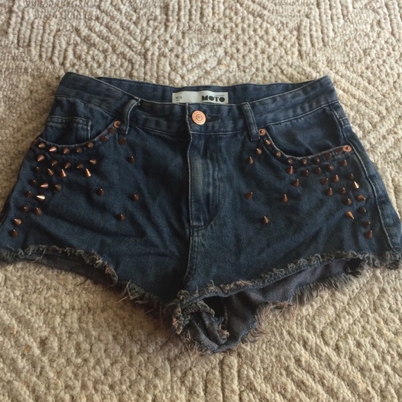 Studded high waisted shorts