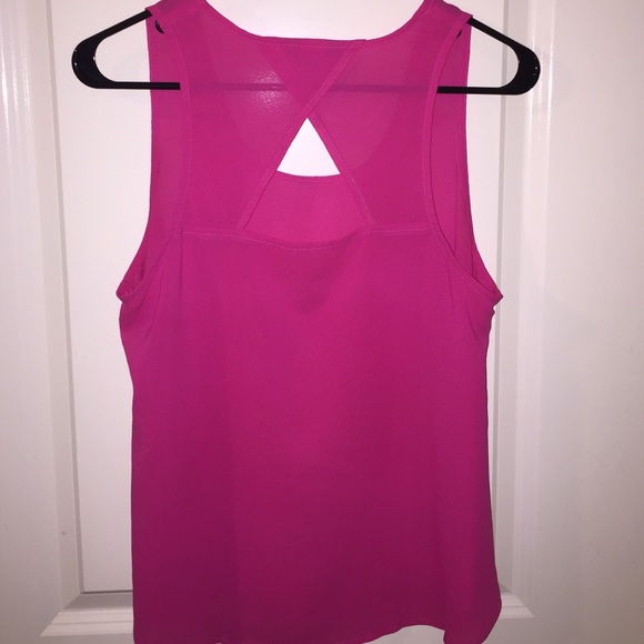 ❌❌SOLD❌❌Boutique top- small - Picture 2 of 3