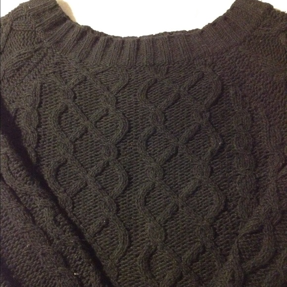 NWOT Old Navy boatneck cableknit wool sweater - Picture 3 of 3