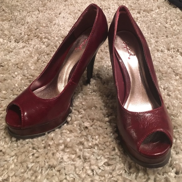 Burgundy platform peep toe heels!