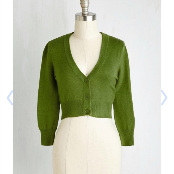 NWOT Green Modcloth sweater.