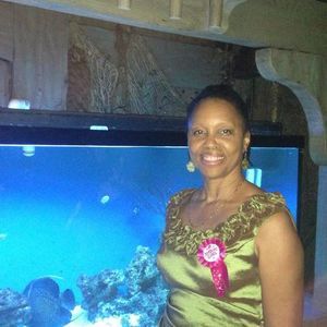 Meet your Posher, Shirley