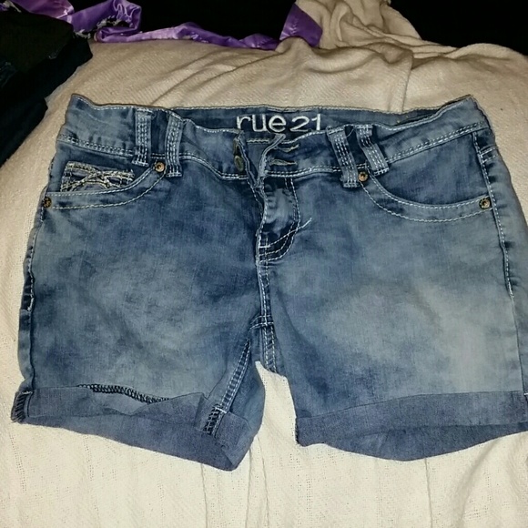Rue 21 shorts