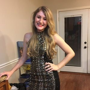 Meet your Posher, Liz