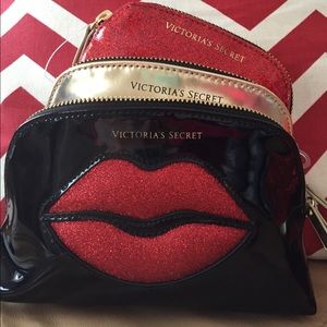 Victoria's Secret Makeup Bag Set.