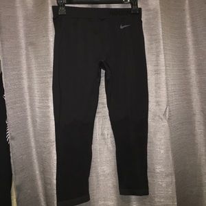 Nike Dri Fit Crop Leggings