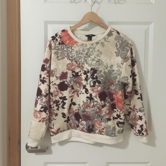 H&M floral sweater