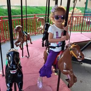 Meet your Posher, Jennie