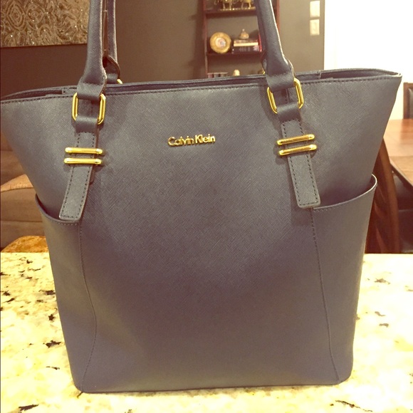 100% authentic Calvin Klein Tote Bag *GREAT DEAL**