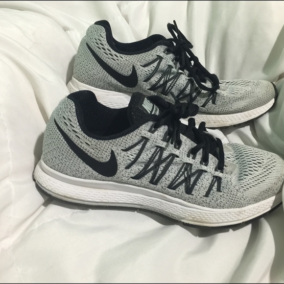 Nike Pegasus 32 size 7.5 for Elizabeth!