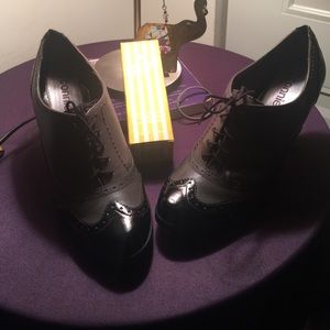 Multi  color tie ups