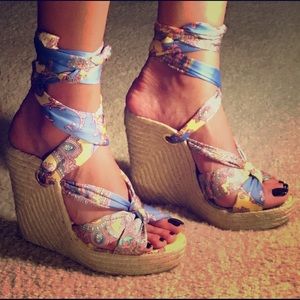 Colorful yellow w/ blue design wedges.