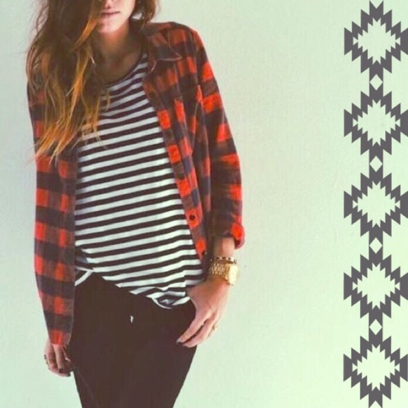 ATID BLACK + WHITE STRIPE TEE - Picture 2 of 4