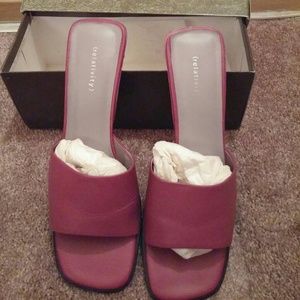 Sandle has a scratch on heal of shoe as shown.