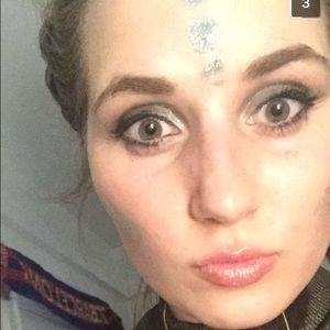 Meet your Posher, Meghan