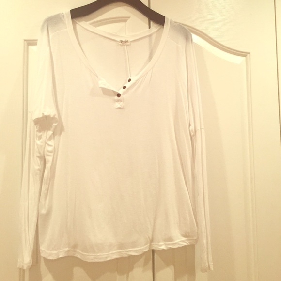 Brandy Melville long sleeve top