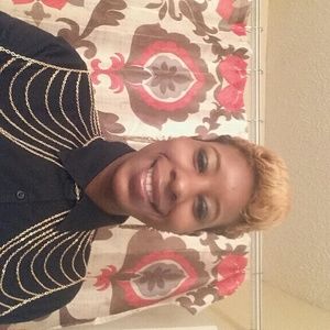 Meet your Posher, Tiffany