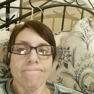 Meet your Posher, Stacy