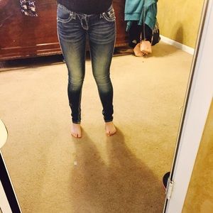 Rock revival skinny jeans