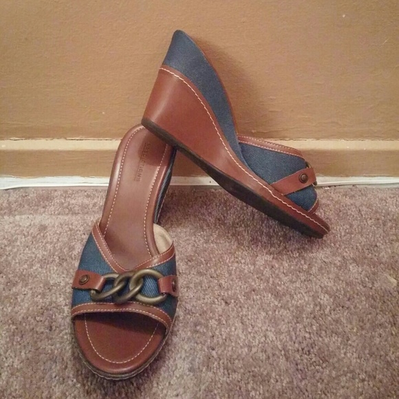 Sandles