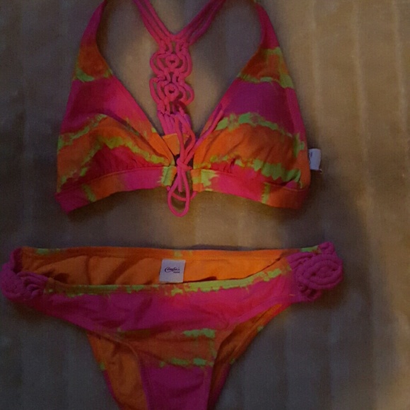 Bathing suit