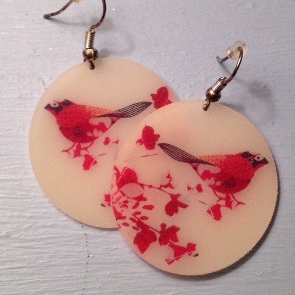 Beautiful bird and floral earrings w silver hooks - Picture 2 of 4