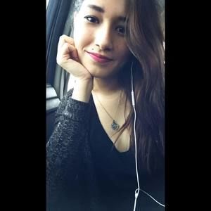 Meet your Posher, Eva