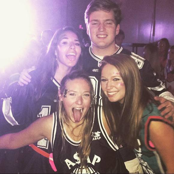 Meet your Posher, Emma owen - Picture 1 of 1