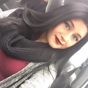 Meet your Posher, Nadia