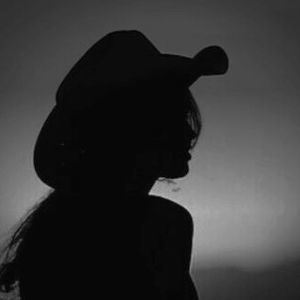 Meet your Posher, Lynne