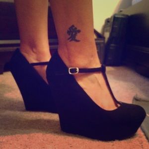 Wedge heels. Never worn!