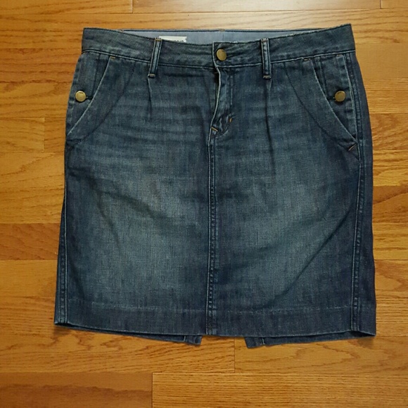 Gap pencil skirt