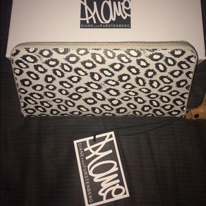 Diane von Furstenberg Authentic Wallet